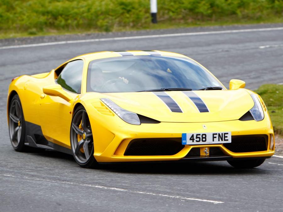  Ferrari 458 Speciale 2014 года  (UK) (фото 3 из 11)